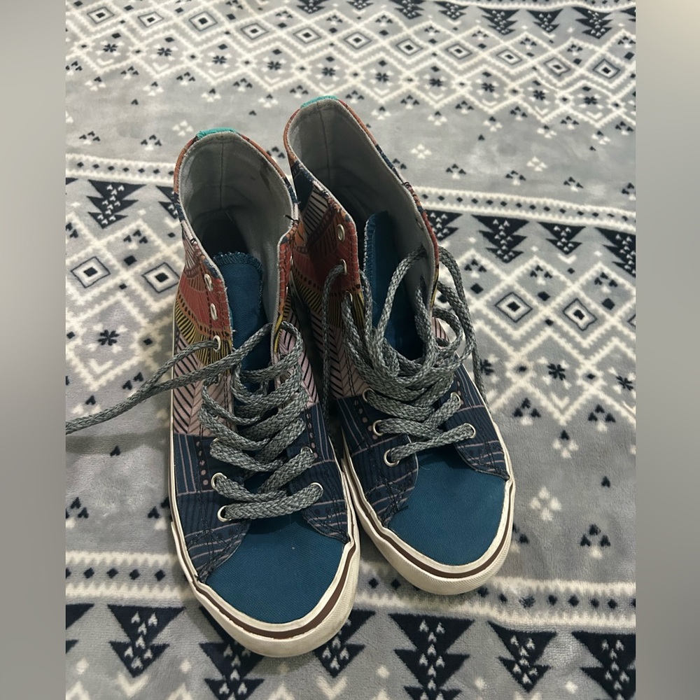 Inkkas Cyprus Colorful Women’s High Top Sneakers size 9